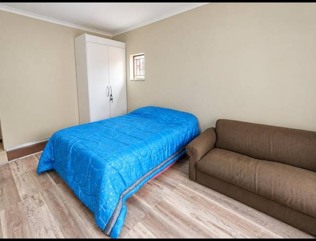 4 BEDROOM HOUSE FOR SALE IN HEUWELOORD